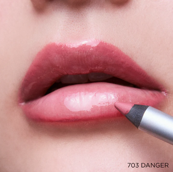ADARA DELINEADOR DE LABIOS CREAMY LONGLASTING LIP PENCIL 703 DANGER